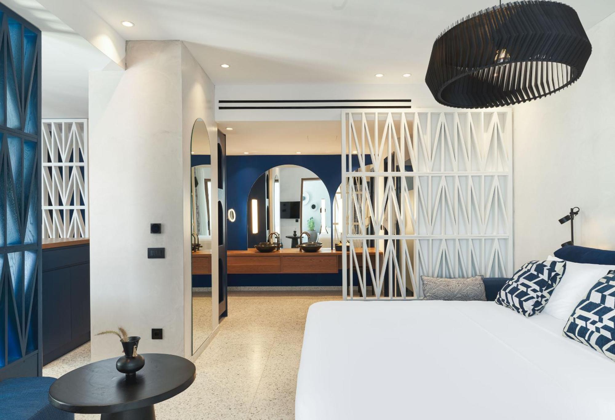 Amyth Of Mykonos Hotel 4*
