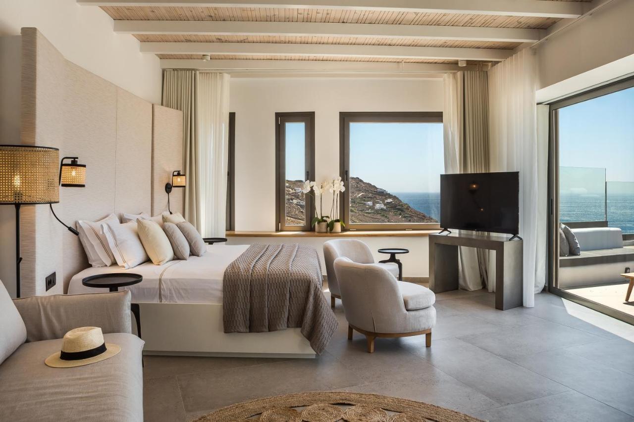 Amyth Of Mykonos Super Paradise Beach (Mykonos)