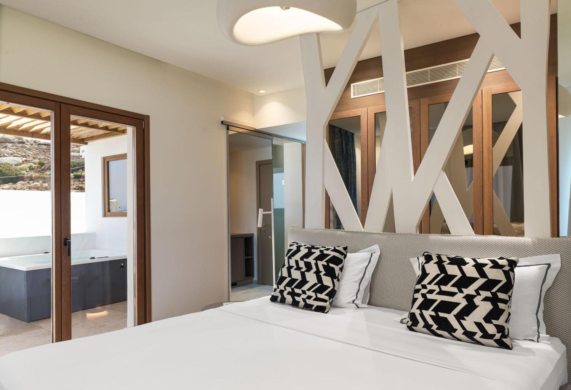 Amyth Of Mykonos 4* Super Paradise Beach (Mykonos)